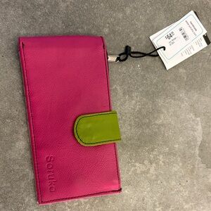 Soruka Stylish Pink and Green Wallet Case